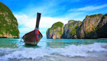 phi phi island